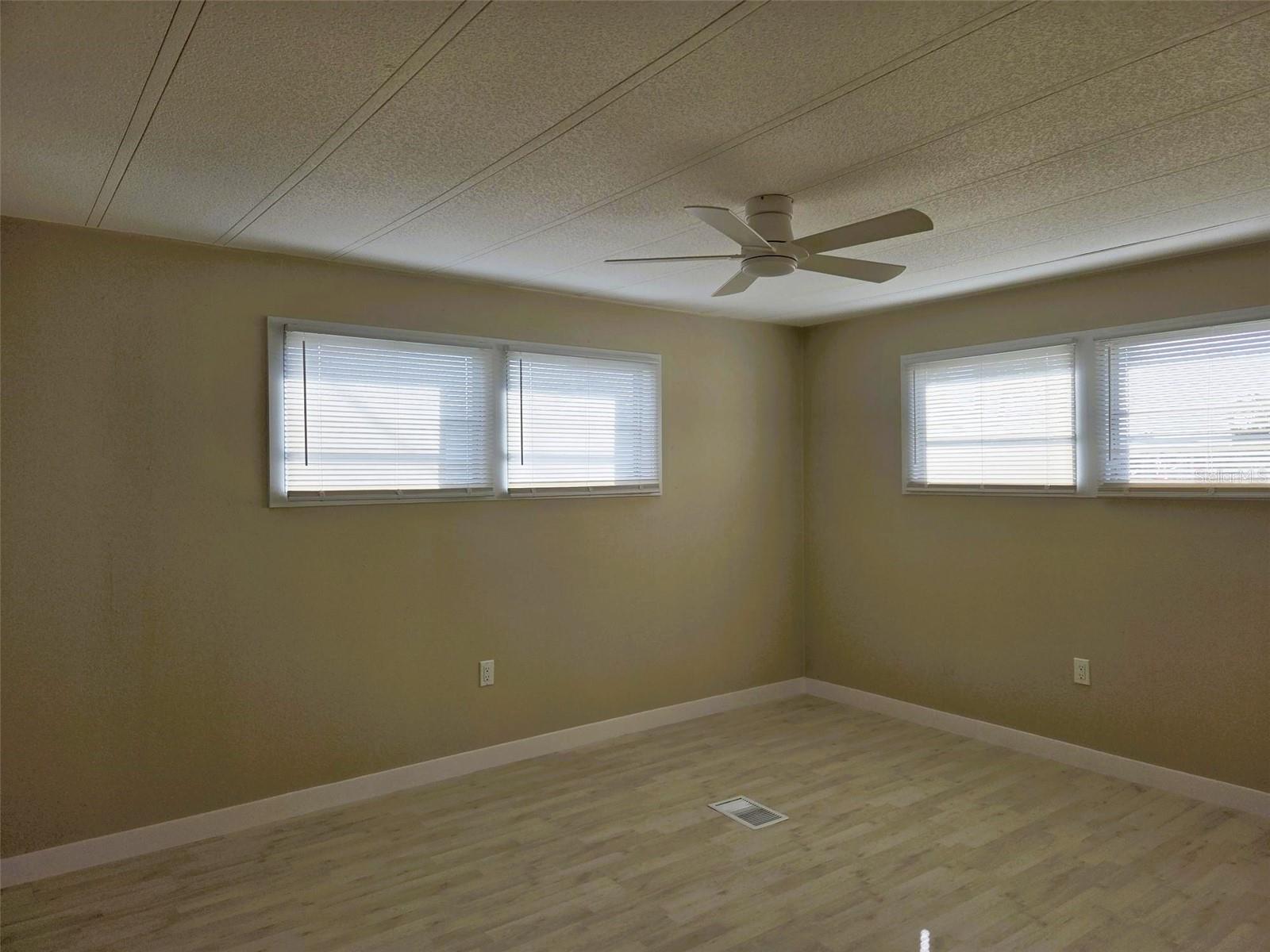 Image 18 of 51 For 3224 Aspen Terrace