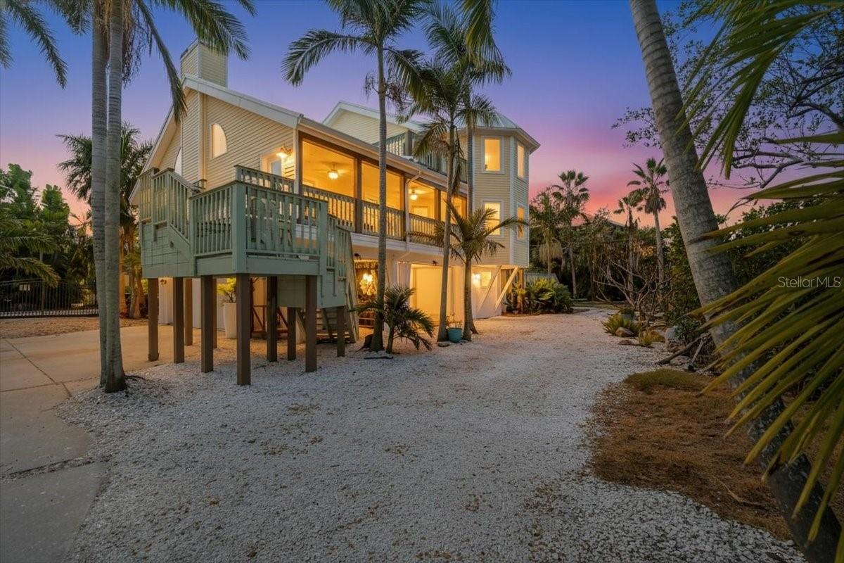 Image 2 of 90 For 1015 Bayshore Drive