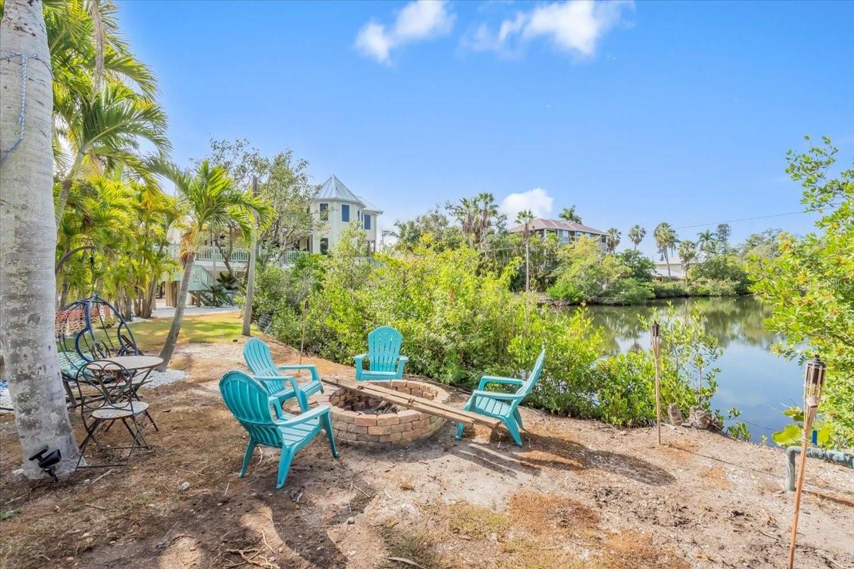 Image 49 of 90 For 1015 Bayshore Drive