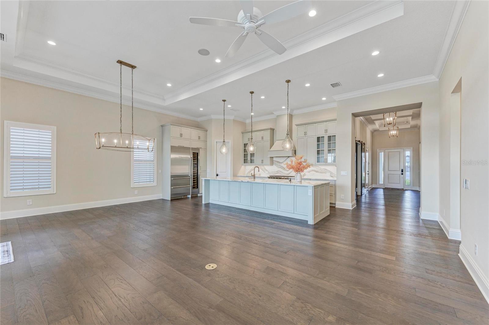 Image 11 of 77 For 6221 Isla Del Ray Avenue