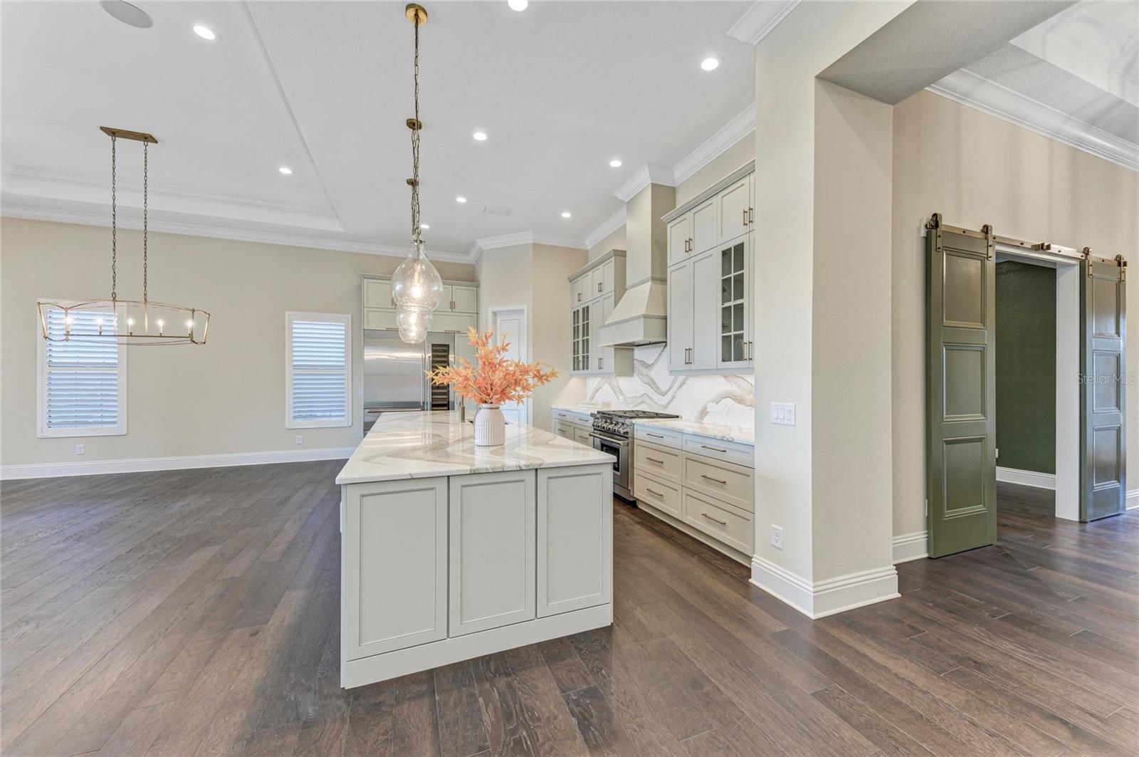 Image 13 of 77 For 6221 Isla Del Ray Avenue