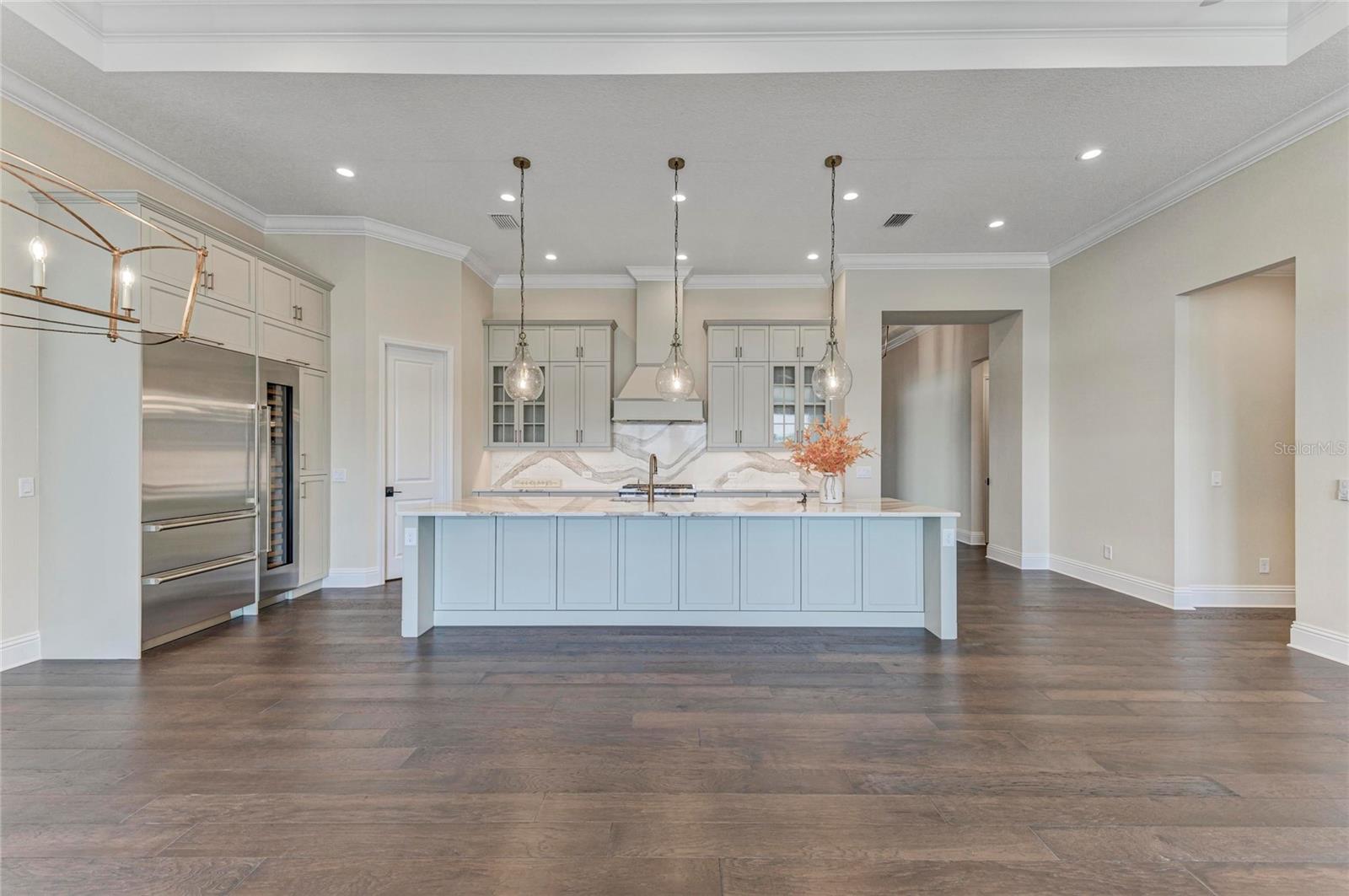 Image 15 of 77 For 6221 Isla Del Ray Avenue