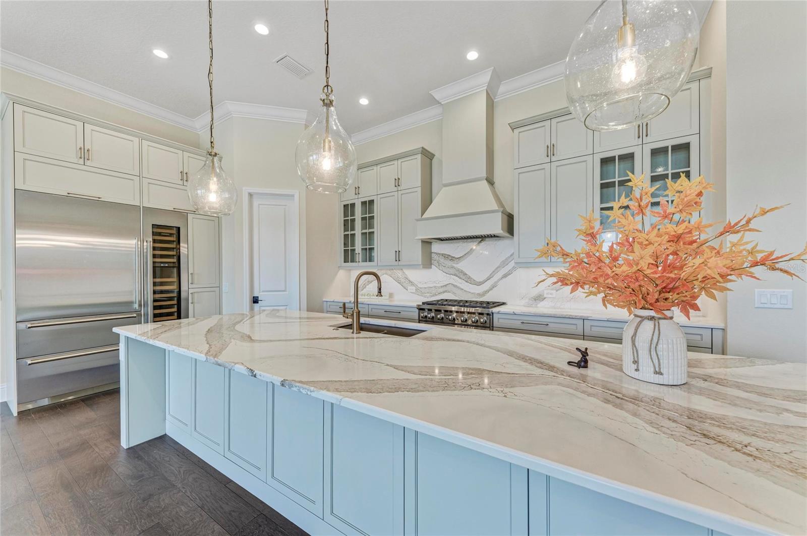 Image 17 of 77 For 6221 Isla Del Ray Avenue