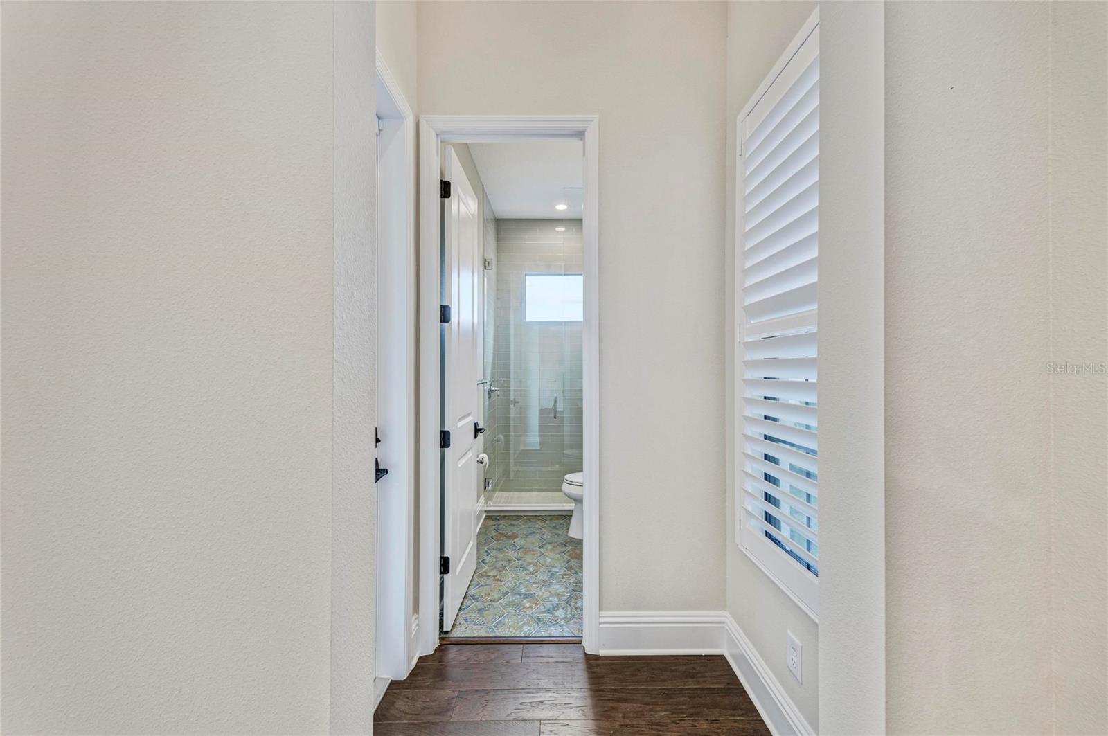 Image 23 of 77 For 6221 Isla Del Ray Avenue