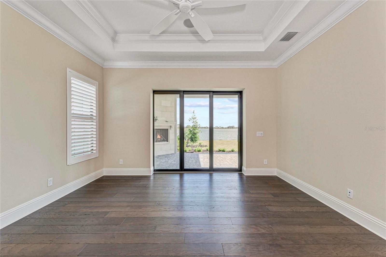 Image 28 of 77 For 6221 Isla Del Ray Avenue