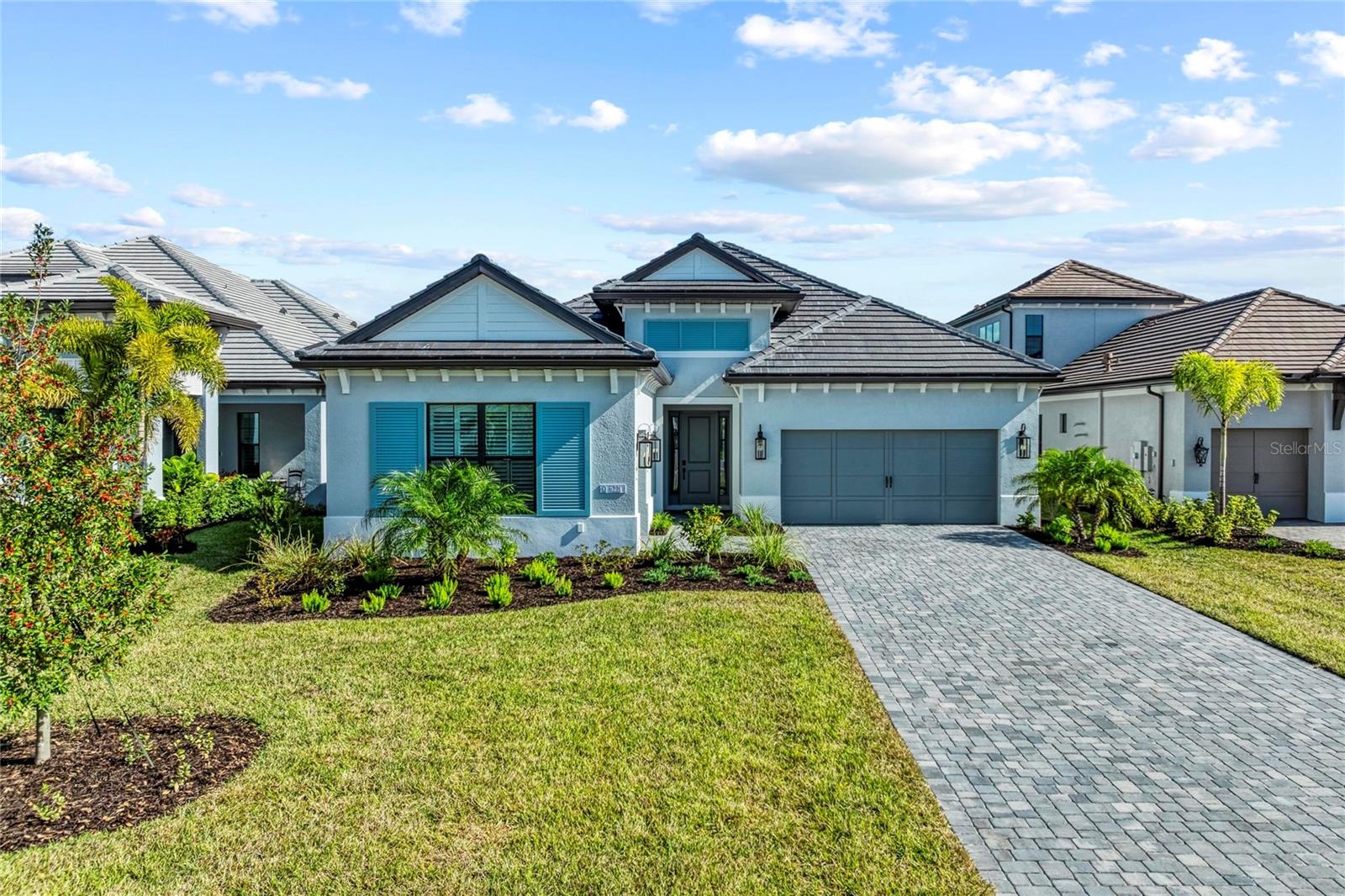 Image 3 of 77 For 6221 Isla Del Ray Avenue