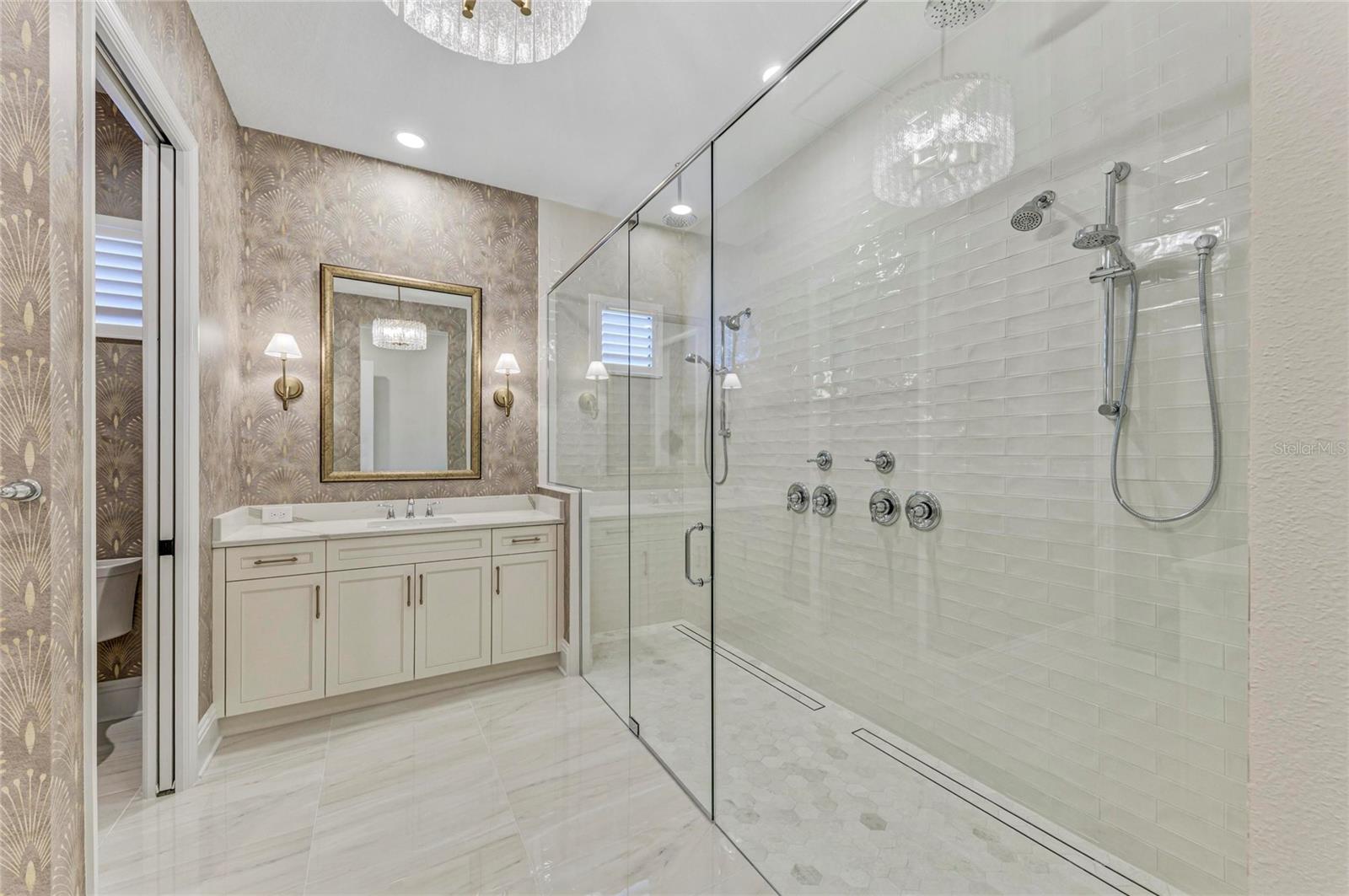 Image 34 of 77 For 6221 Isla Del Ray Avenue