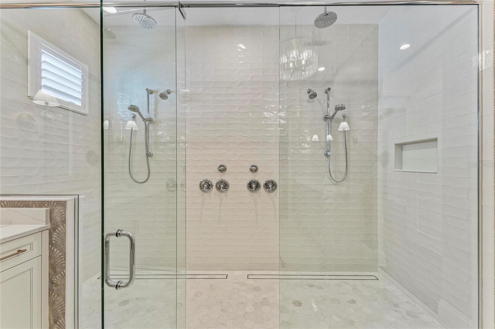 Image 38 of 77 For 6221 Isla Del Ray Avenue