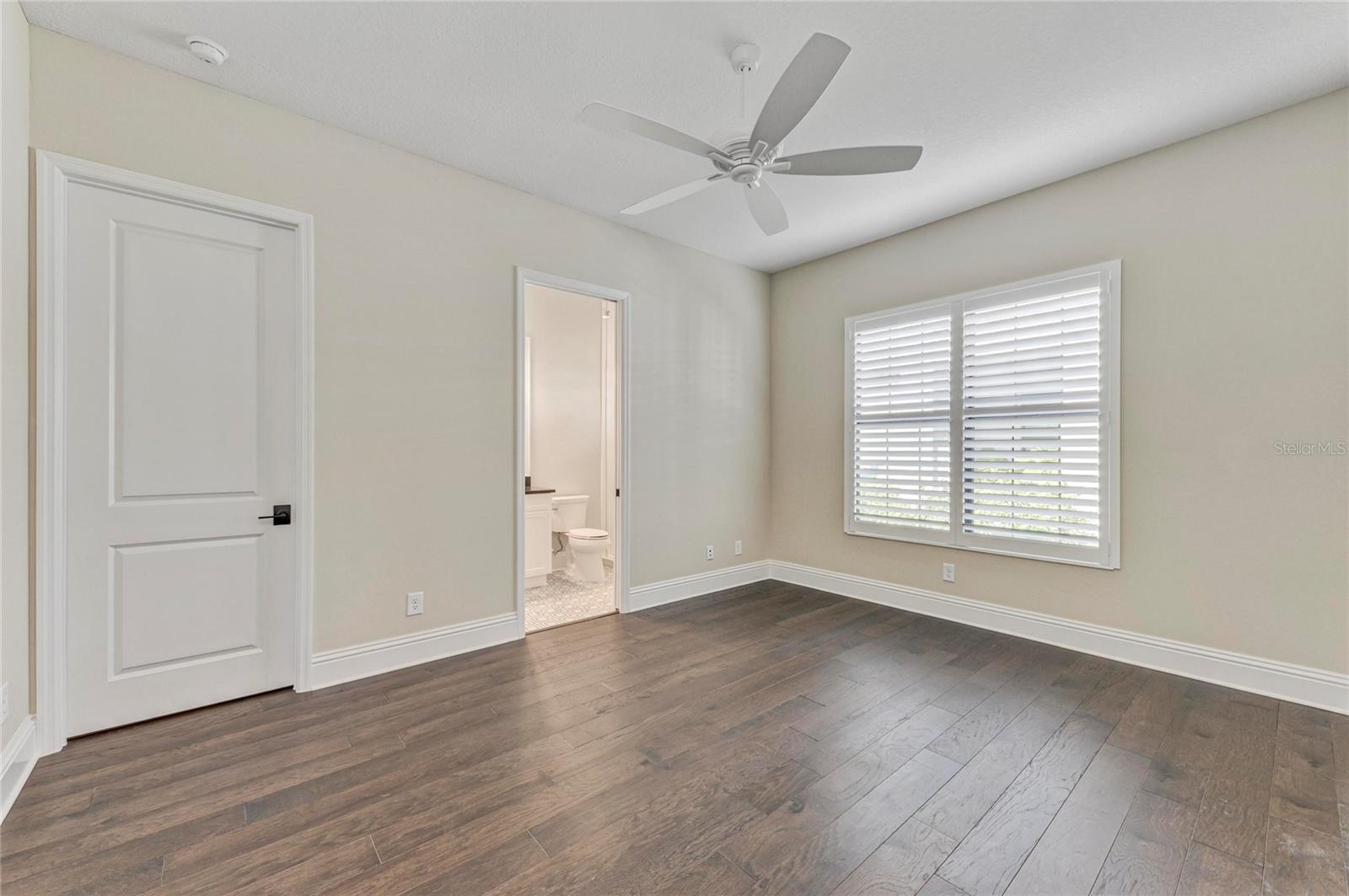 Image 43 of 77 For 6221 Isla Del Ray Avenue