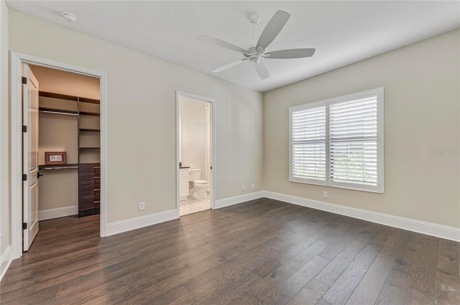 Image 44 of 77 For 6221 Isla Del Ray Avenue