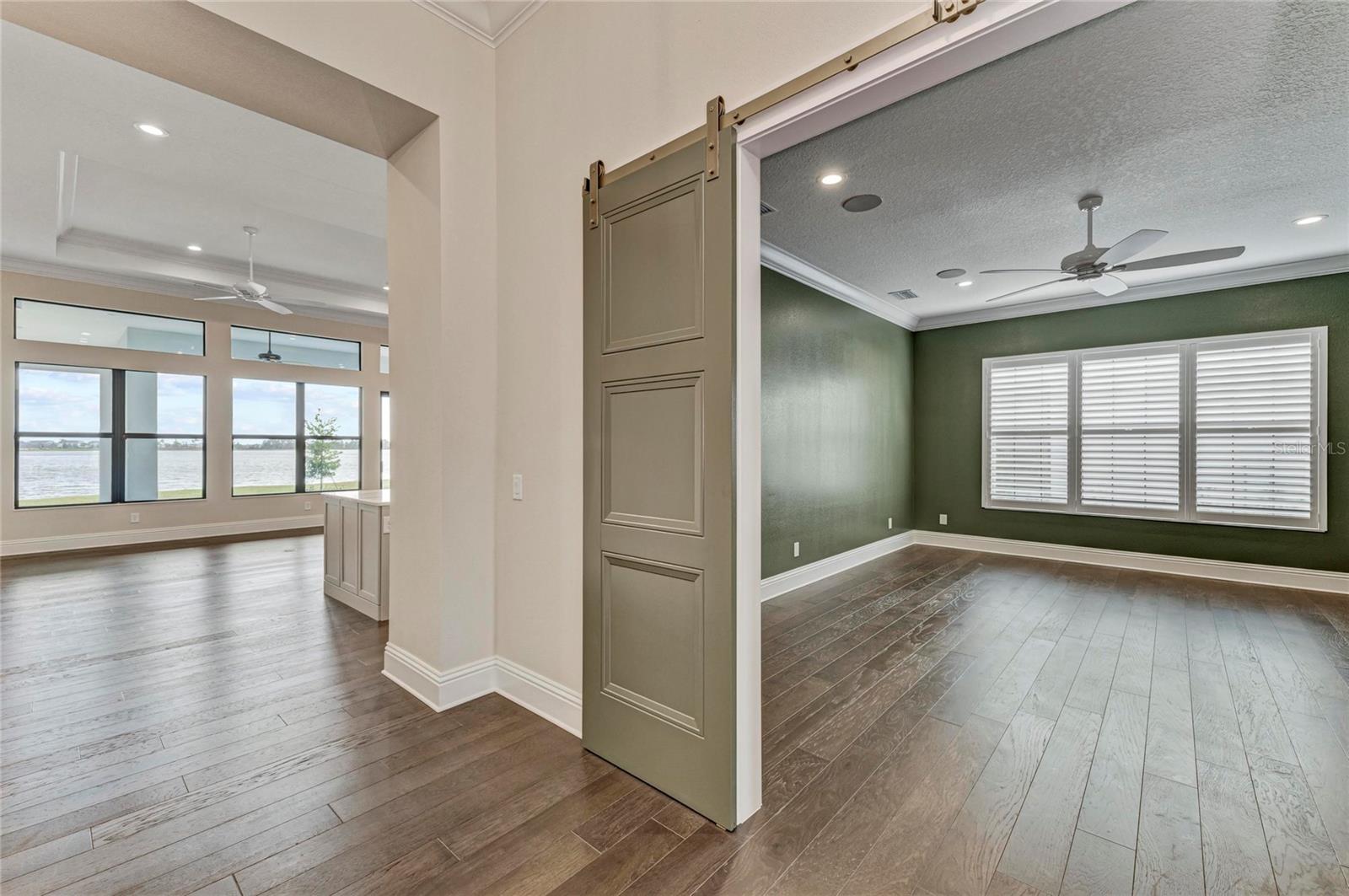 Image 51 of 77 For 6221 Isla Del Ray Avenue