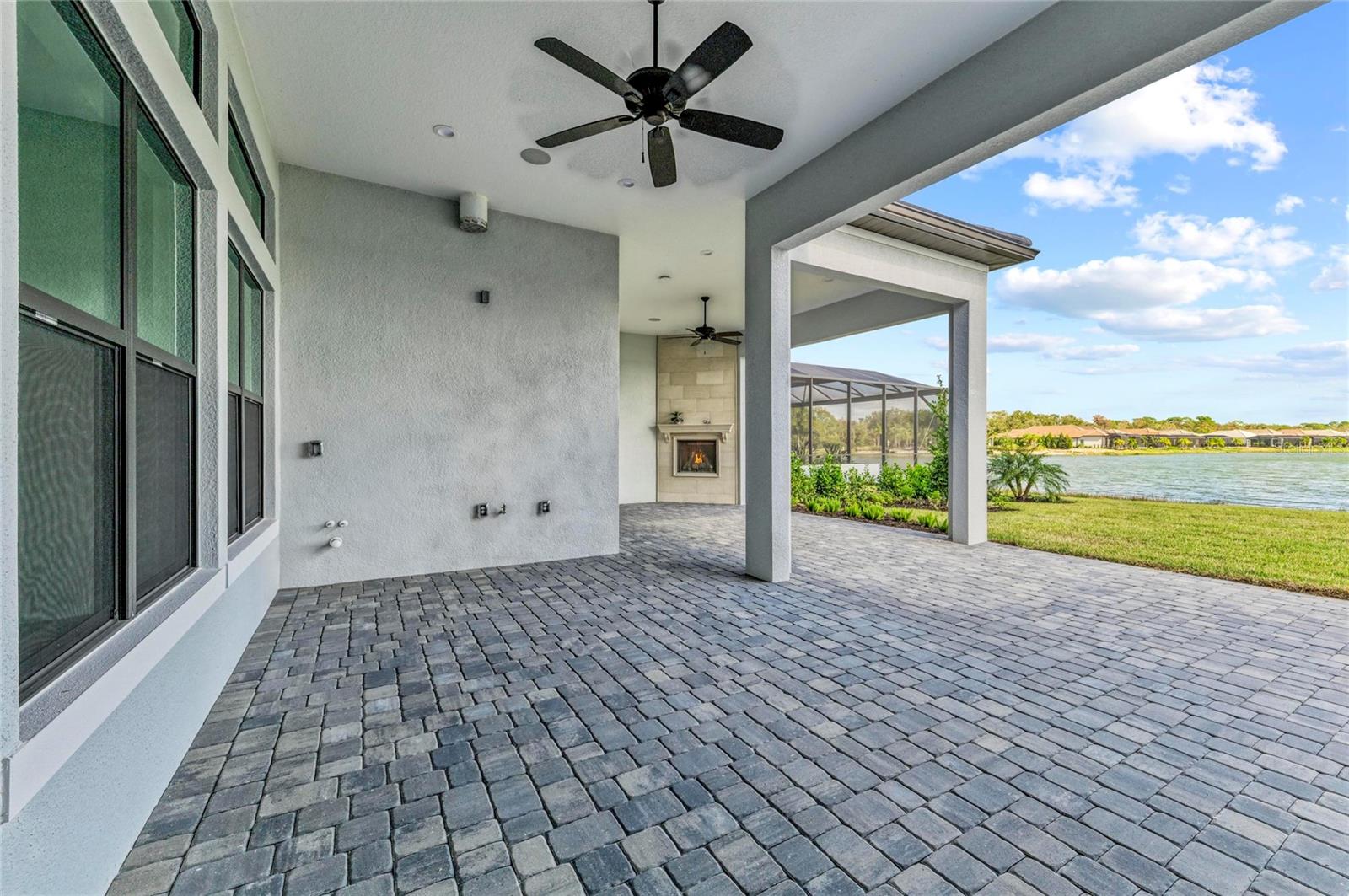 Image 58 of 77 For 6221 Isla Del Ray Avenue