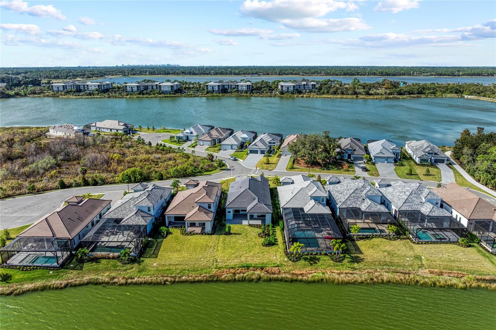 Image 69 of 77 For 6221 Isla Del Ray Avenue