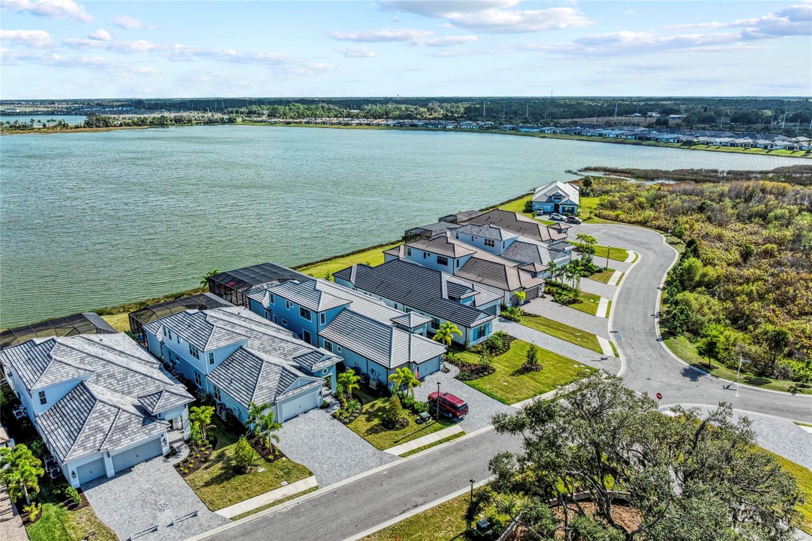 Image 75 of 77 For 6221 Isla Del Ray Avenue