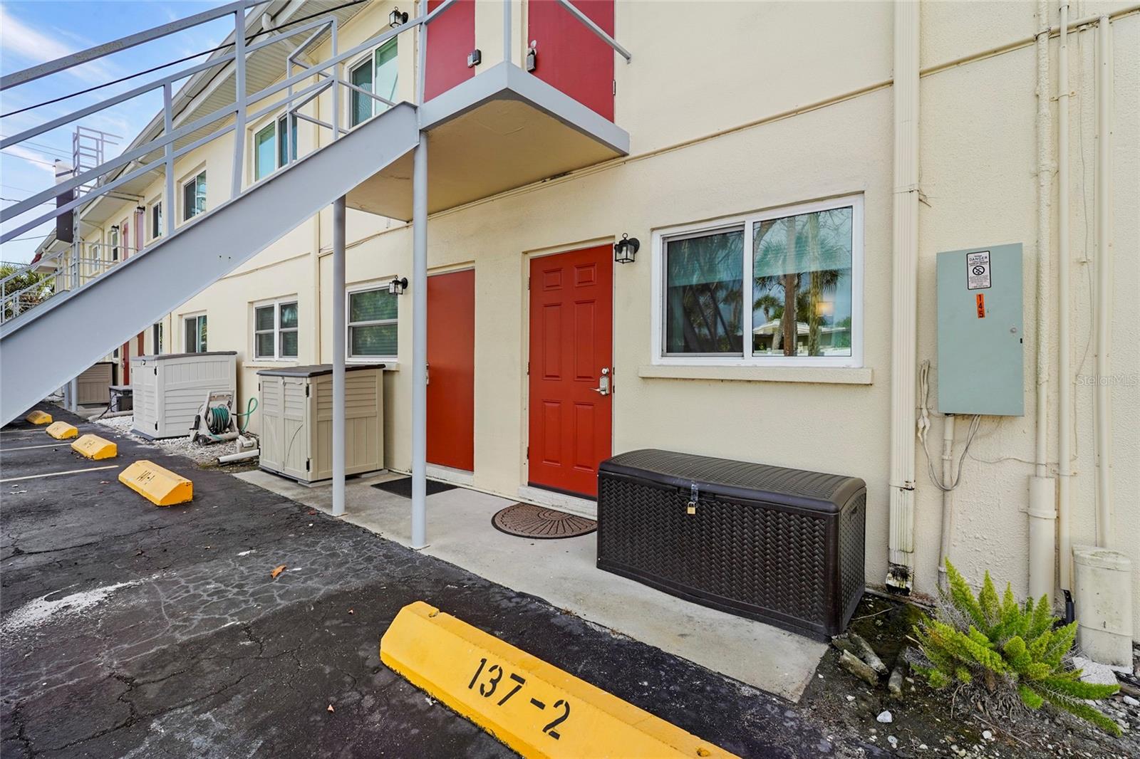 Image 36 of 54 For 137 Avenida Messina 2