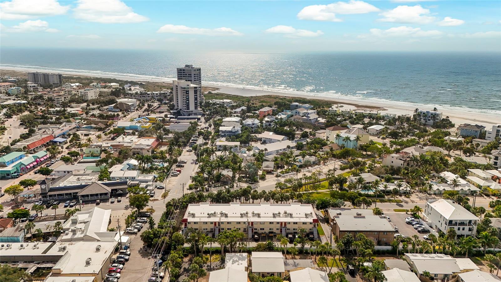 Image 44 of 54 For 137 Avenida Messina 2