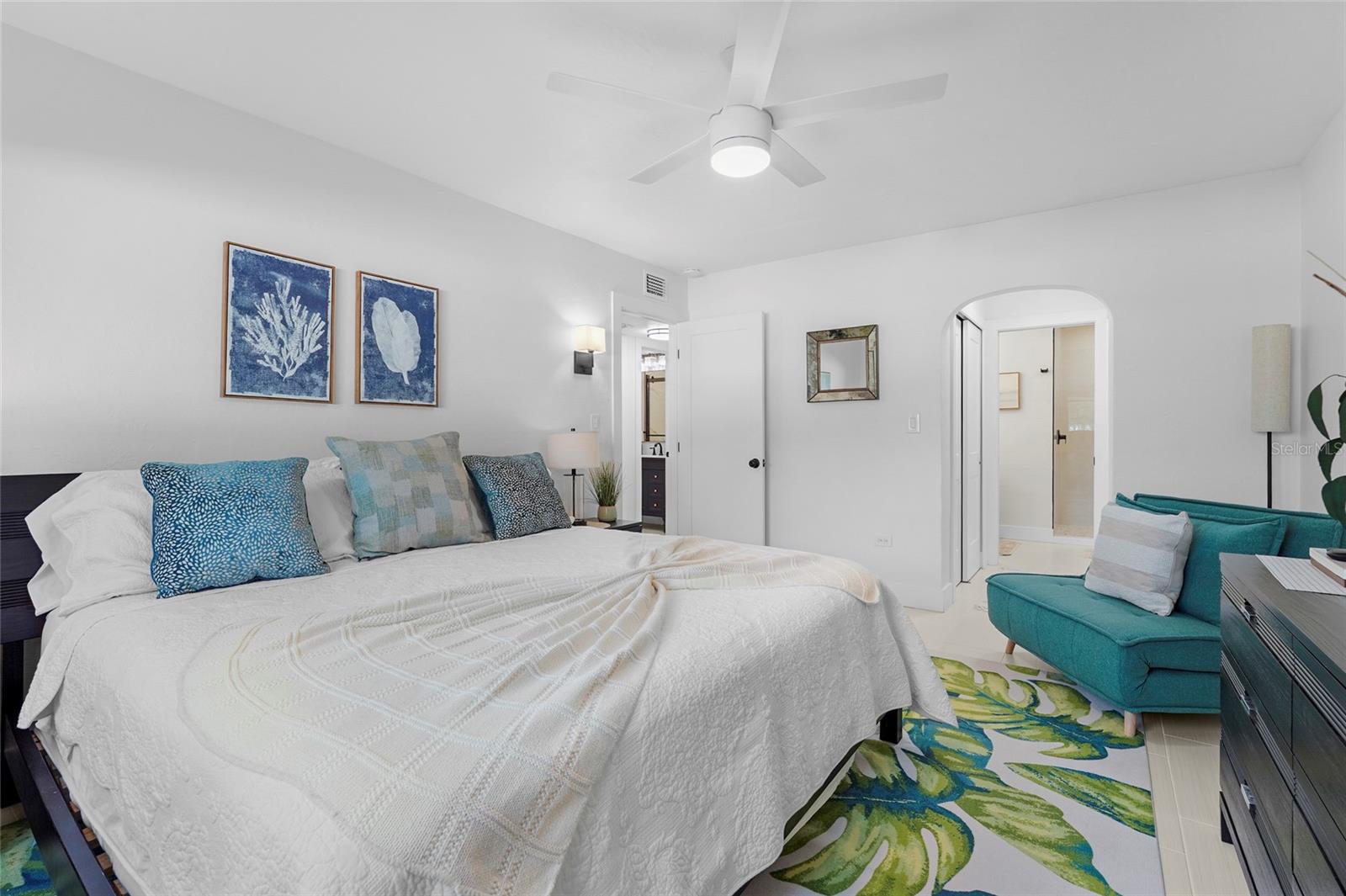 Image 6 of 54 For 137 Avenida Messina 2