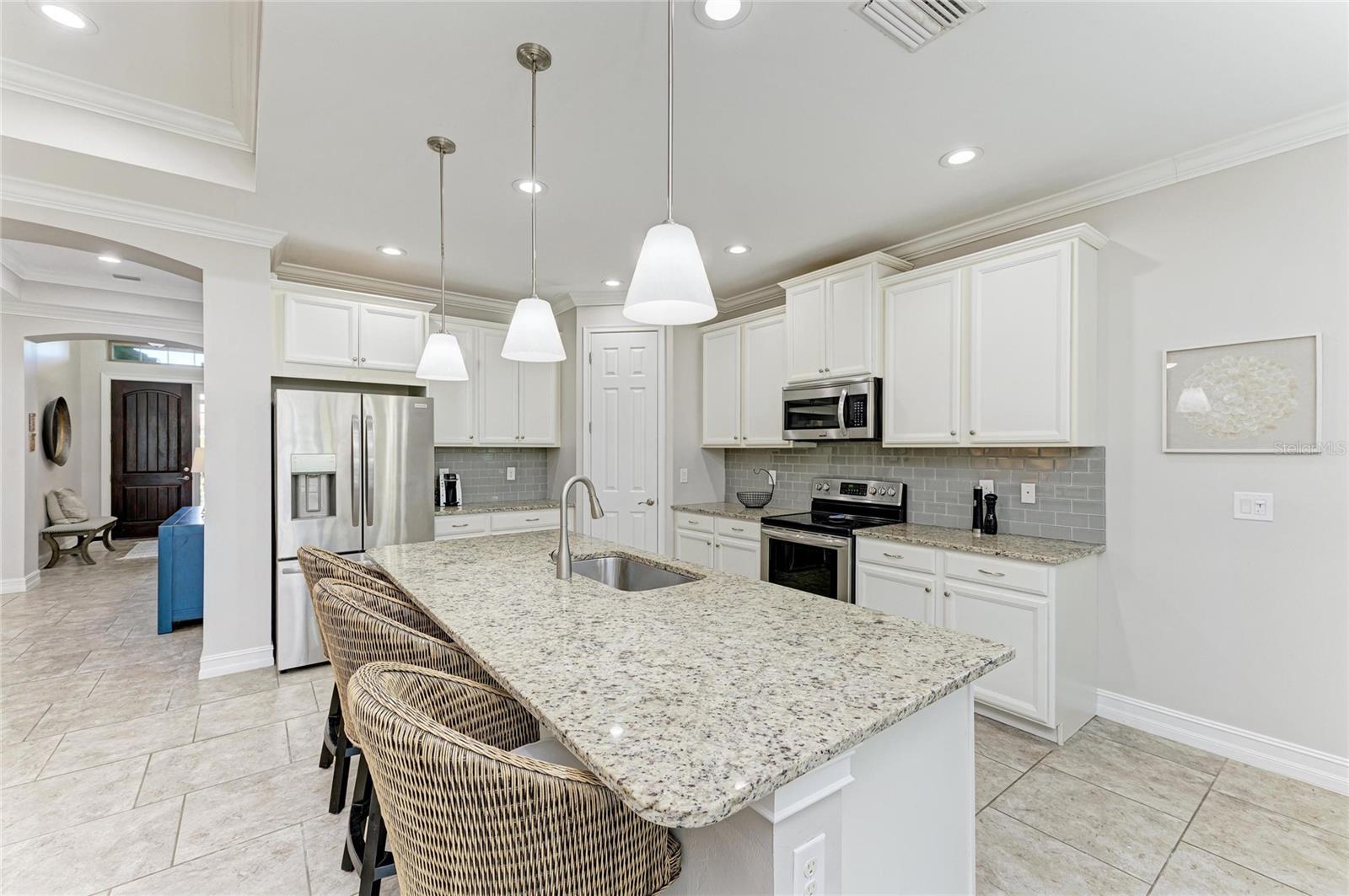 Image 26 of 77 For 131 Maraviya Boulevard