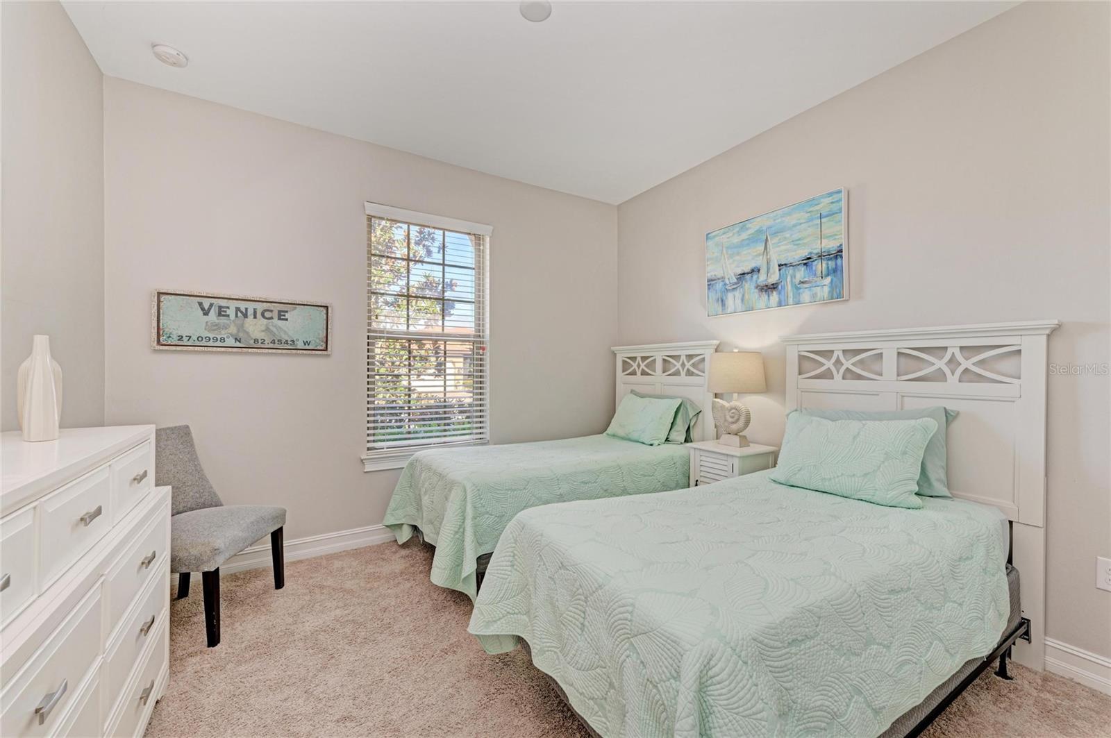 Image 40 of 77 For 131 Maraviya Boulevard