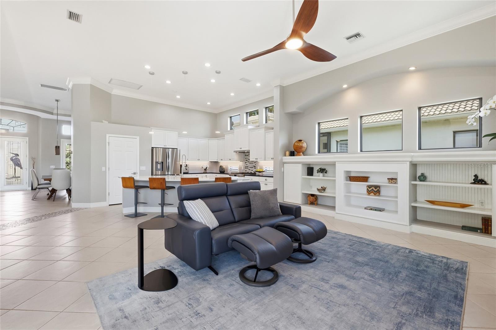 Image 16 of 56 For 7060 Whitemarsh Circle