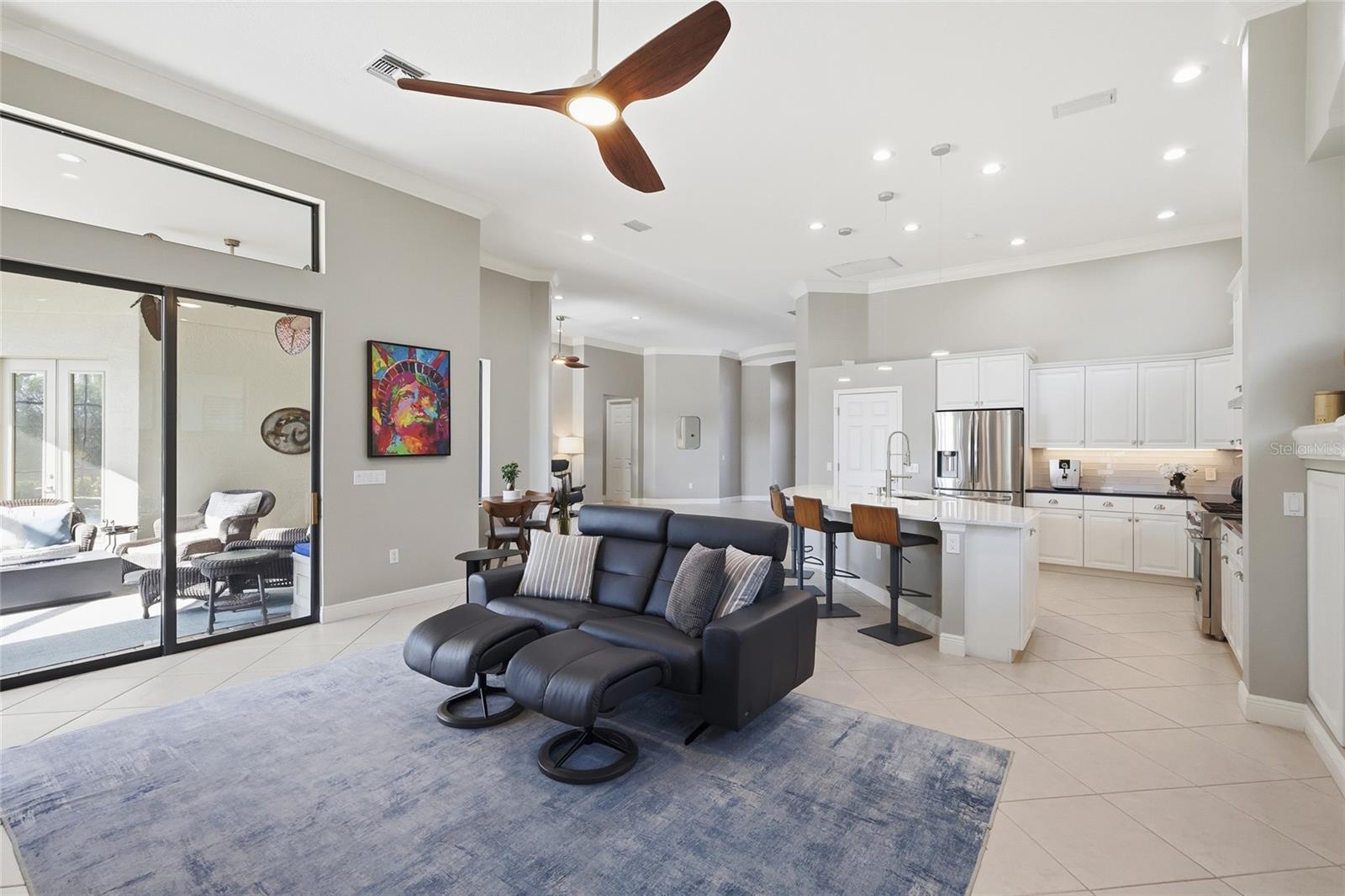 Image 17 of 56 For 7060 Whitemarsh Circle