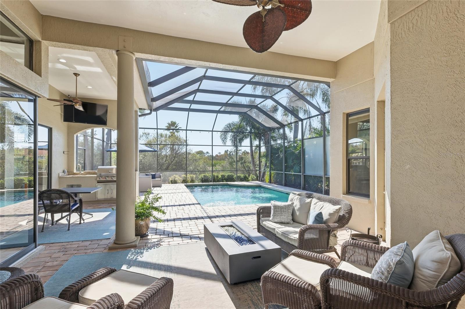 Image 31 of 56 For 7060 Whitemarsh Circle