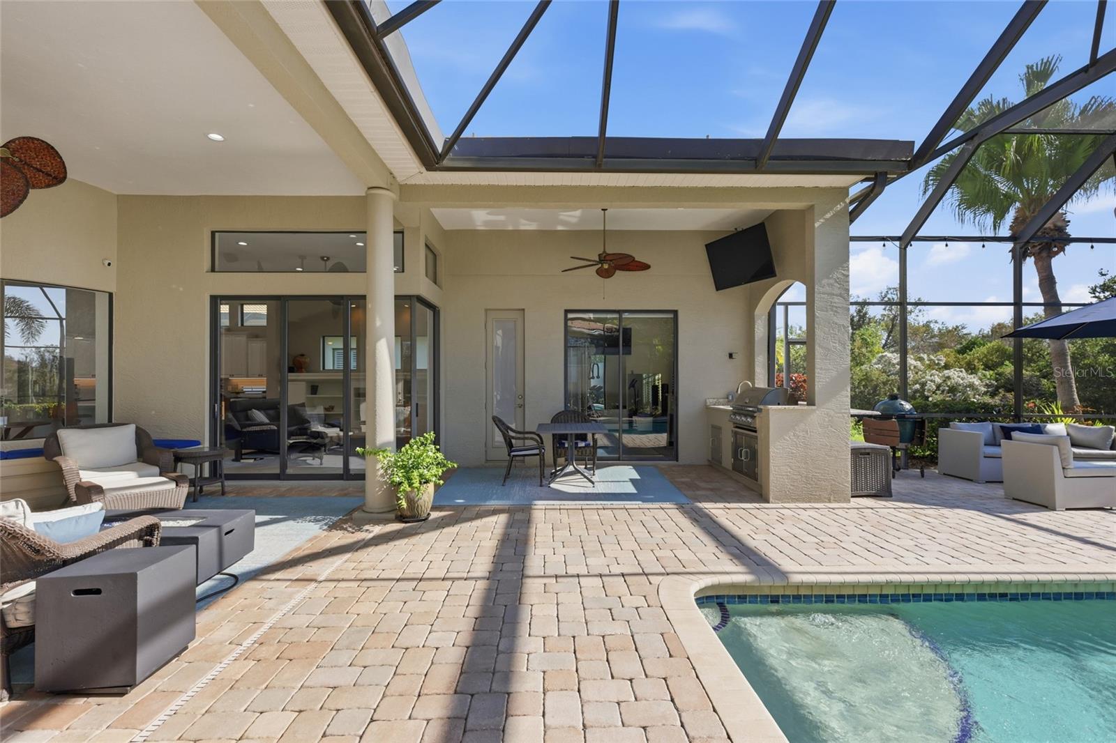 Image 33 of 56 For 7060 Whitemarsh Circle