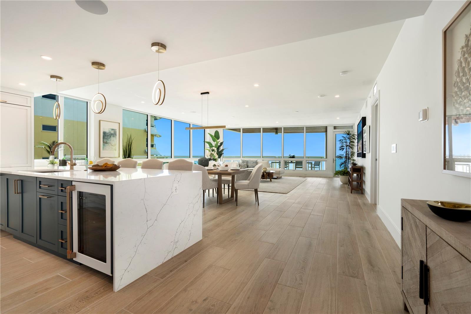 Image 3 of 47 For 1035 Seaside Drive 501