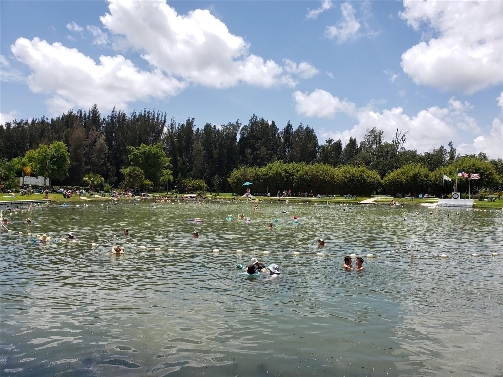 Image 38 of 41 For 1131209841 & 1131209842 Devonshire Circle