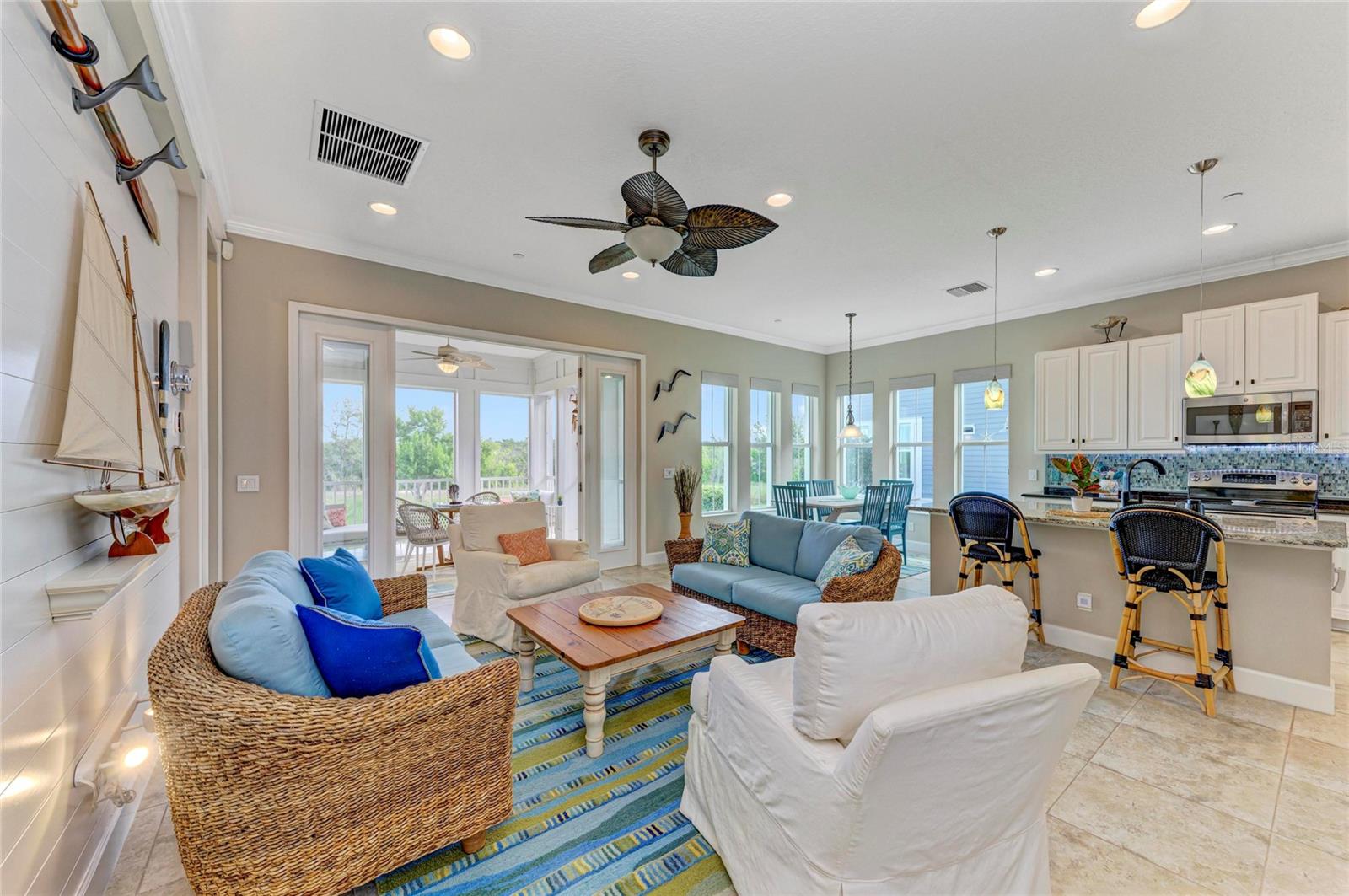 Image 17 of 100 For 229 Sapphire Lake 101