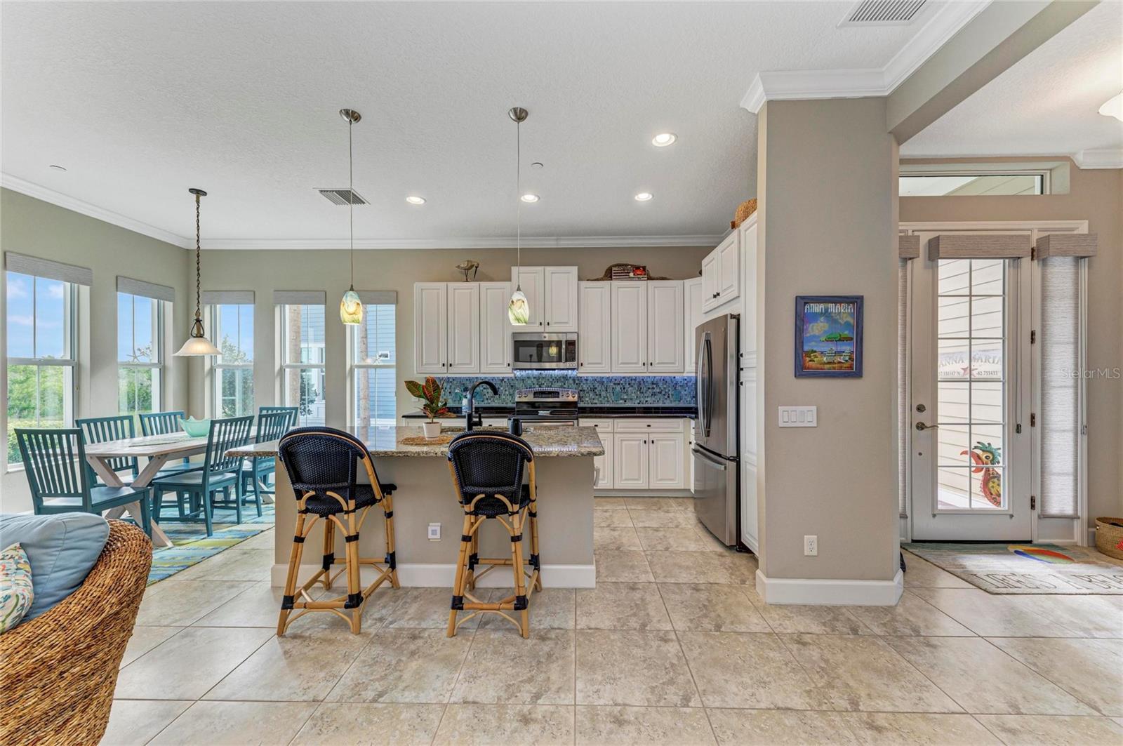 Image 18 of 100 For 229 Sapphire Lake 101