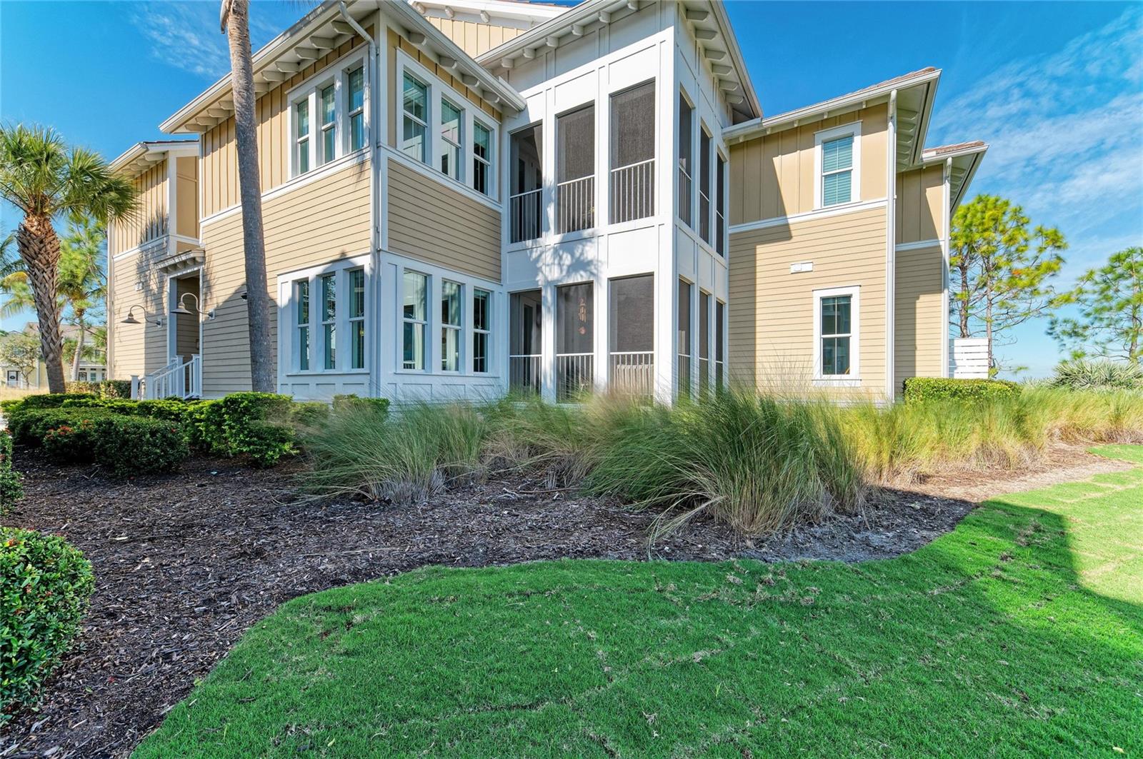 Image 7 of 100 For 229 Sapphire Lake 101