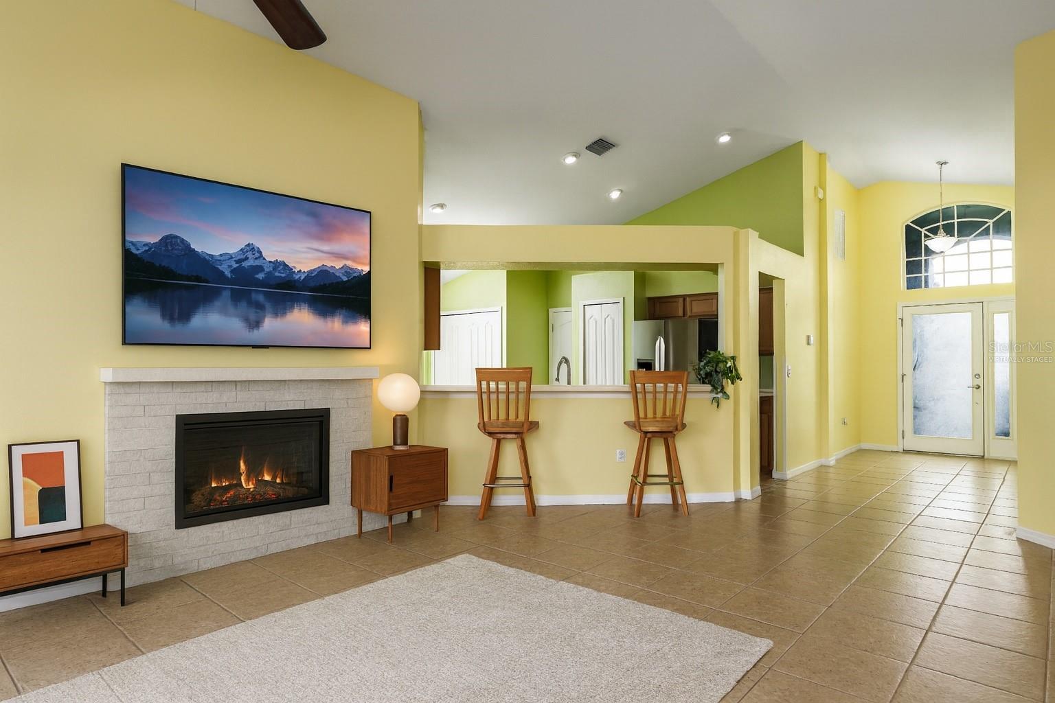 Listing photo id 10 for 2252 Colville Chase Drive