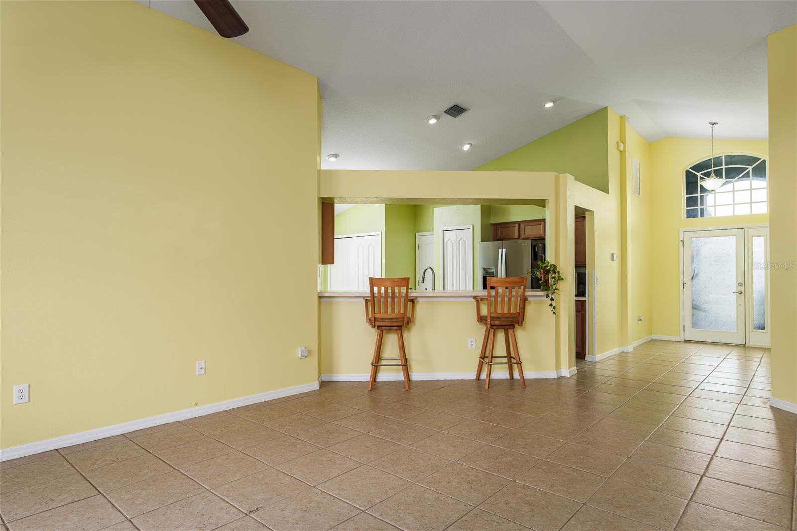 Listing photo id 11 for 2252 Colville Chase Drive