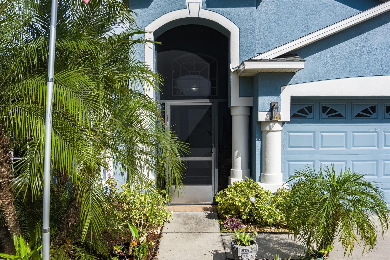 Listing photo id 4 for 2252 Colville Chase Drive