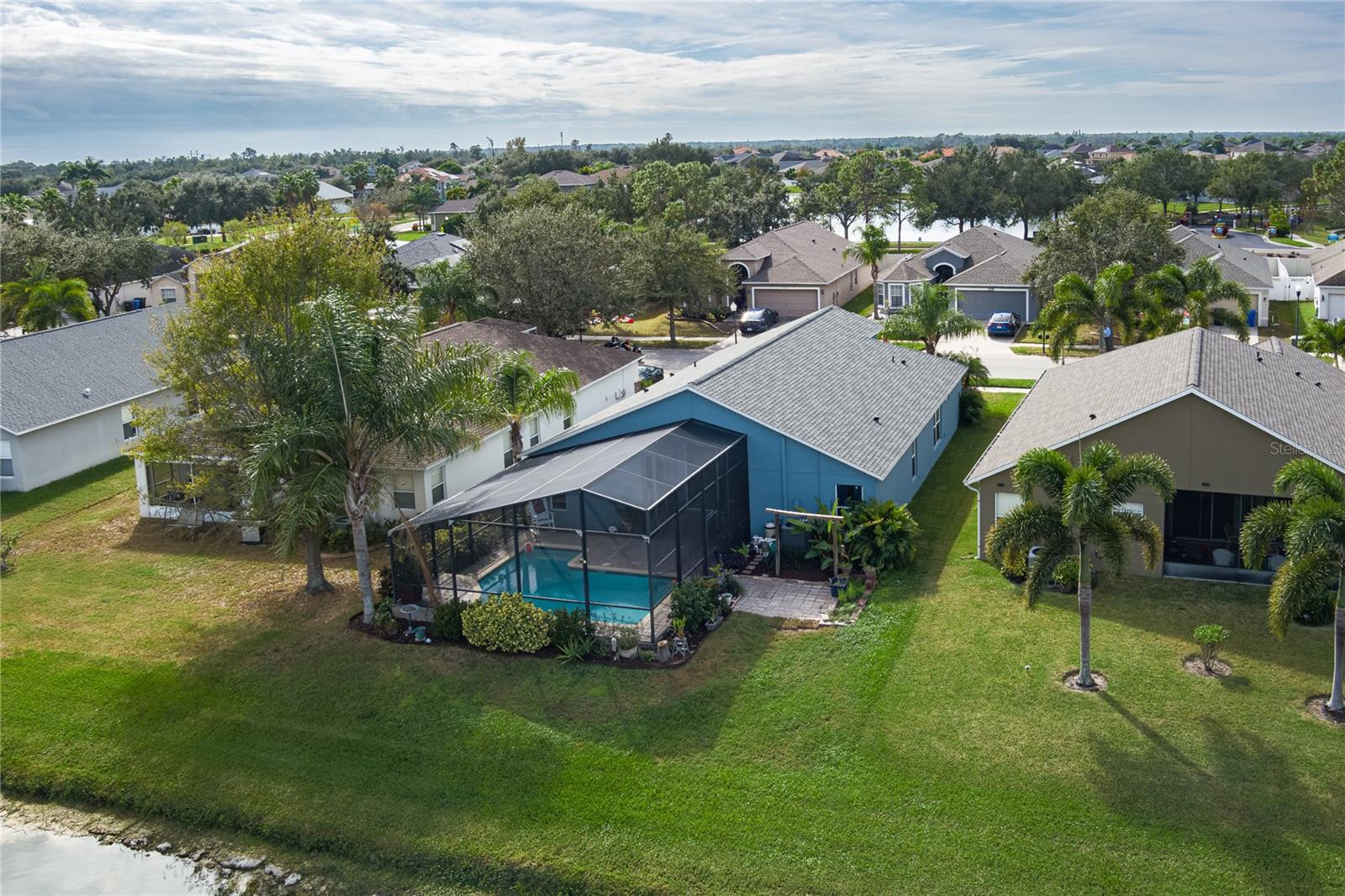 Listing photo id 7 for 2252 Colville Chase Drive