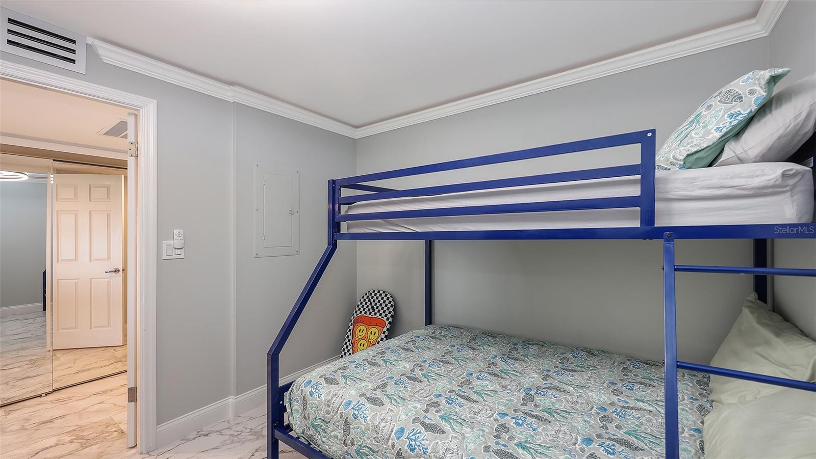 Image 39 of 58 For 1750 Benjamin Franklin Drive 9f