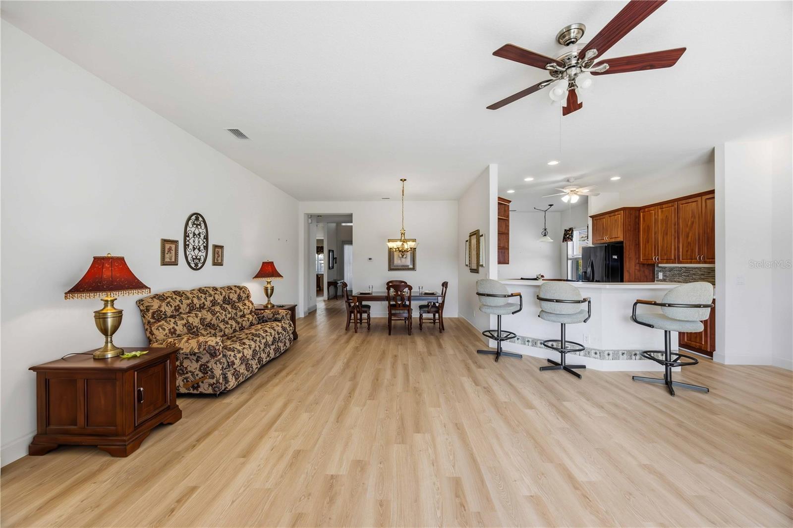 Image 10 of 47 For 4218 64th Drive E