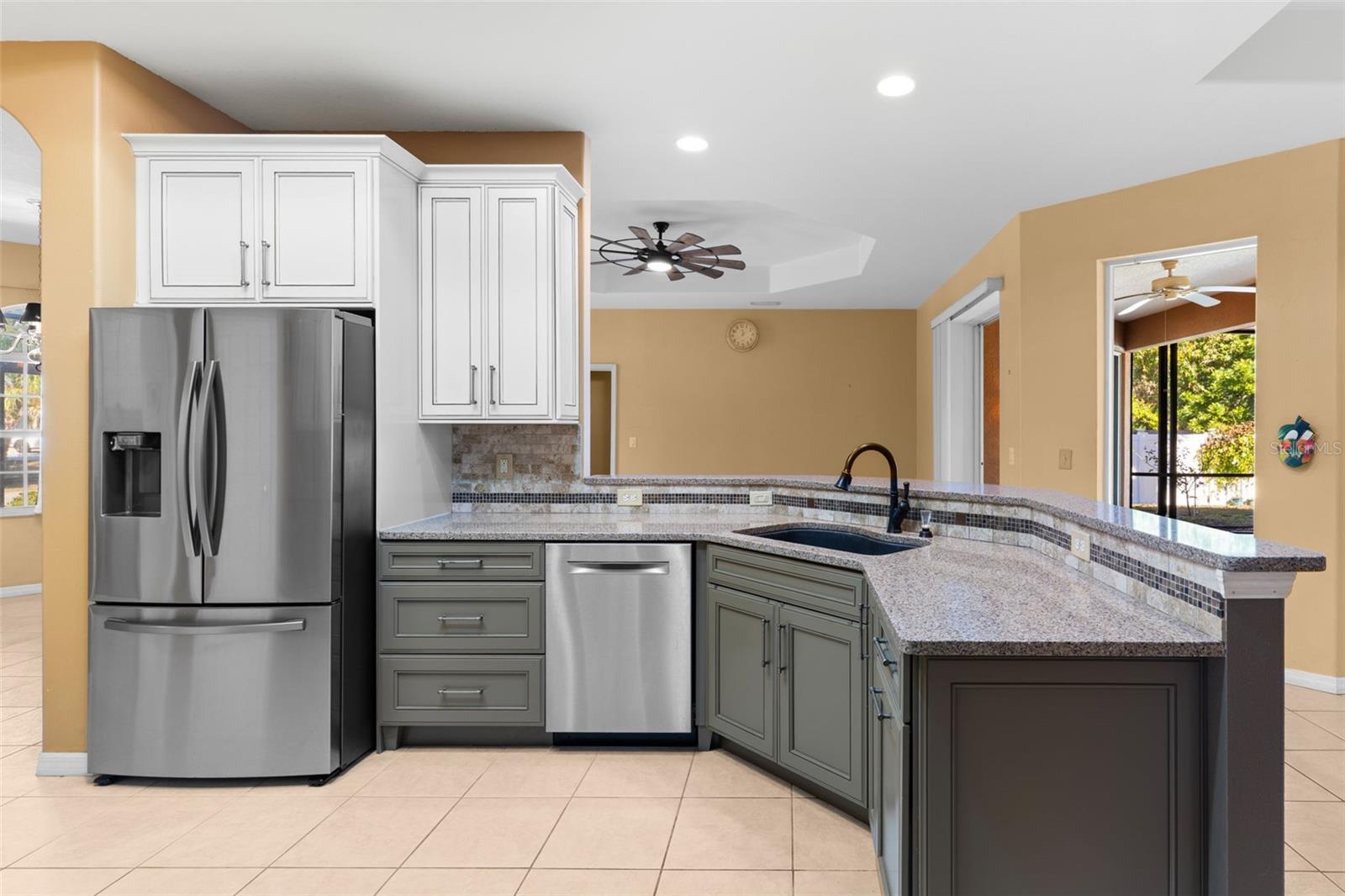 Image 13 of 35 For 1906 Lamont Street