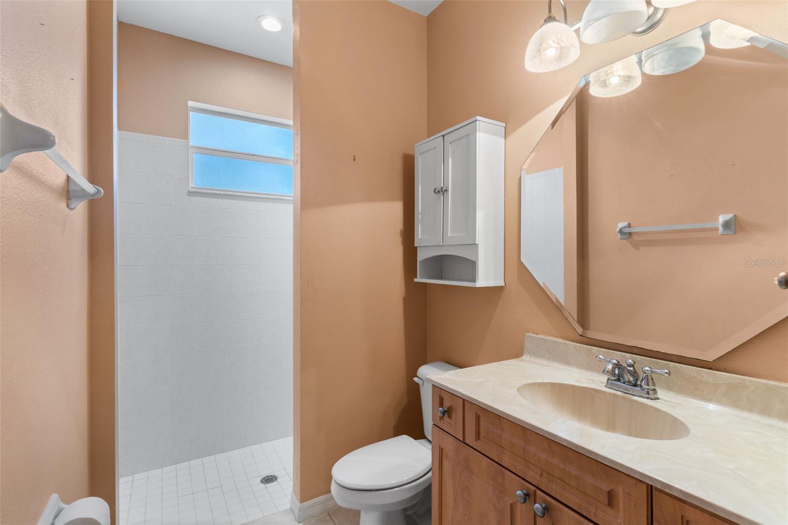 Image 18 of 35 For 1906 Lamont Street