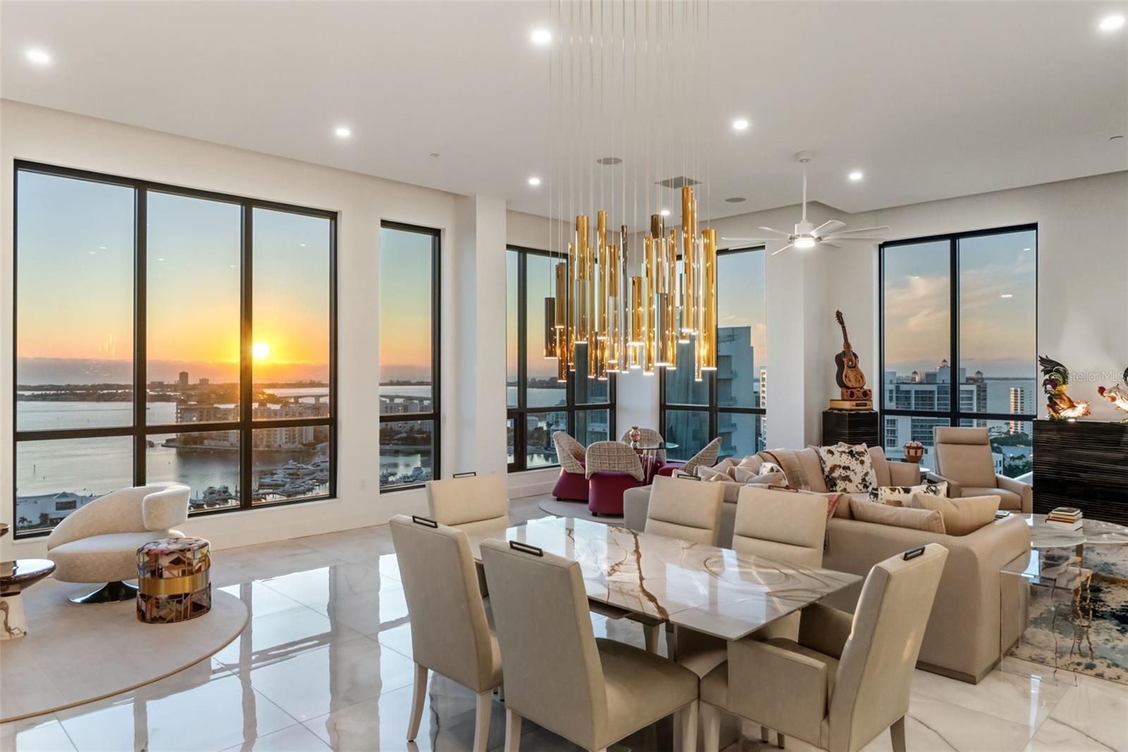 Image 13 of 70 For 33 Palm Avenue 1701