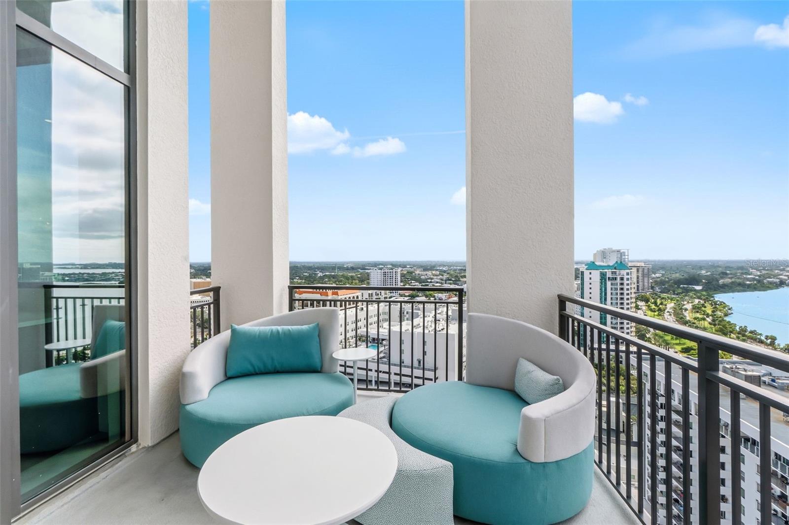 Image 33 of 70 For 33 Palm Avenue 1701