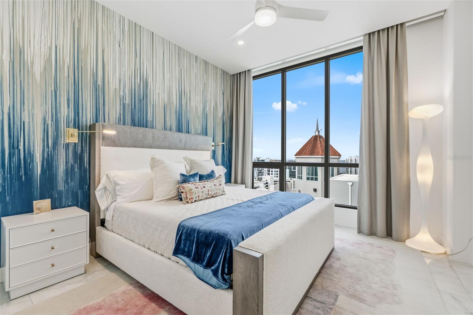 Image 37 of 70 For 33 Palm Avenue 1701