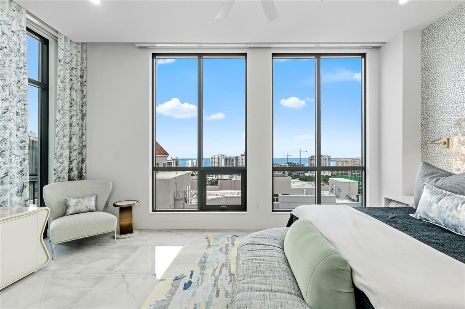 Image 41 of 70 For 33 Palm Avenue 1701