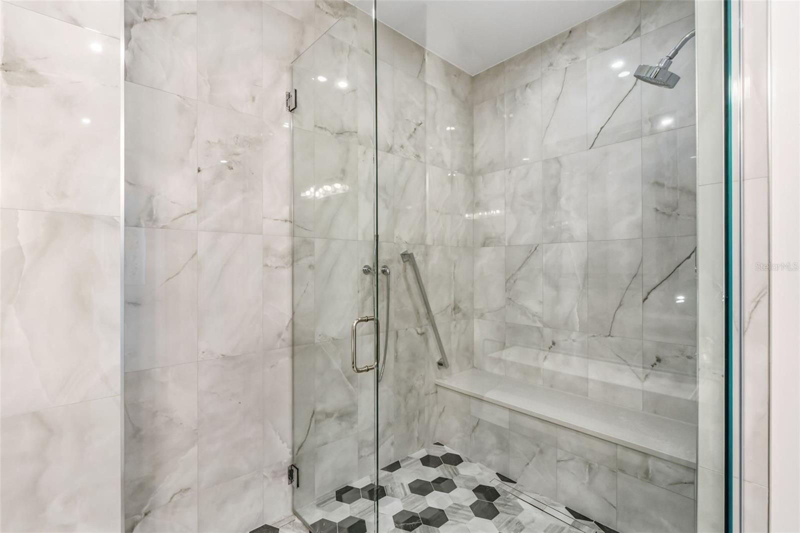 Image 43 of 70 For 33 Palm Avenue 1701