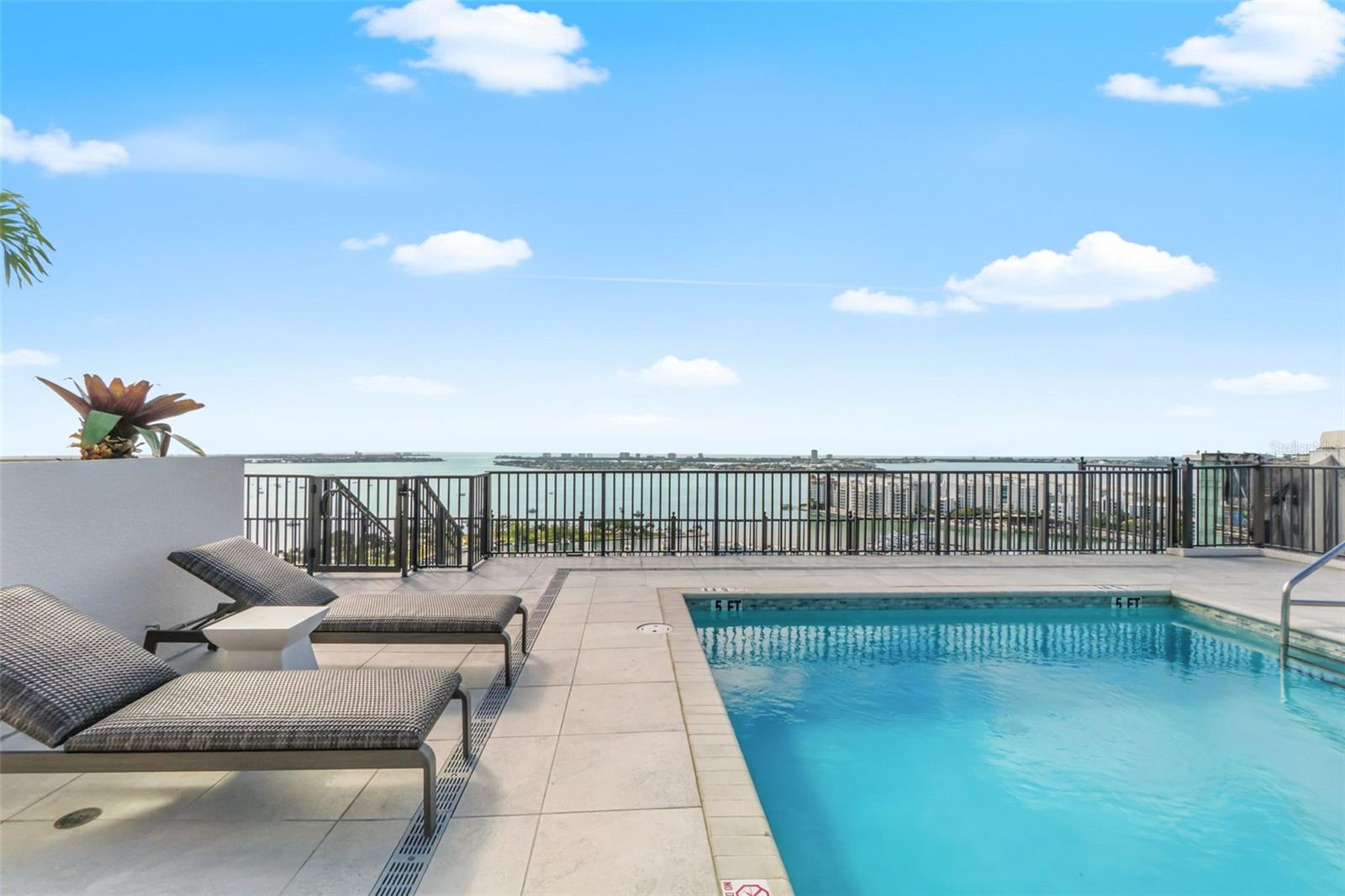 Image 63 of 70 For 33 Palm Avenue 1701