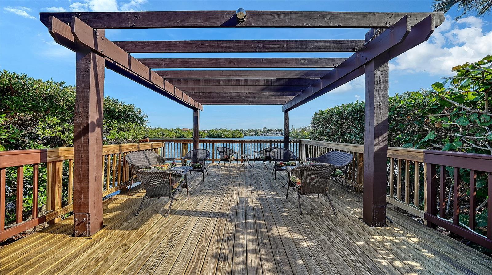 Image 39 of 48 For 6265 Midnight Pass Road 306