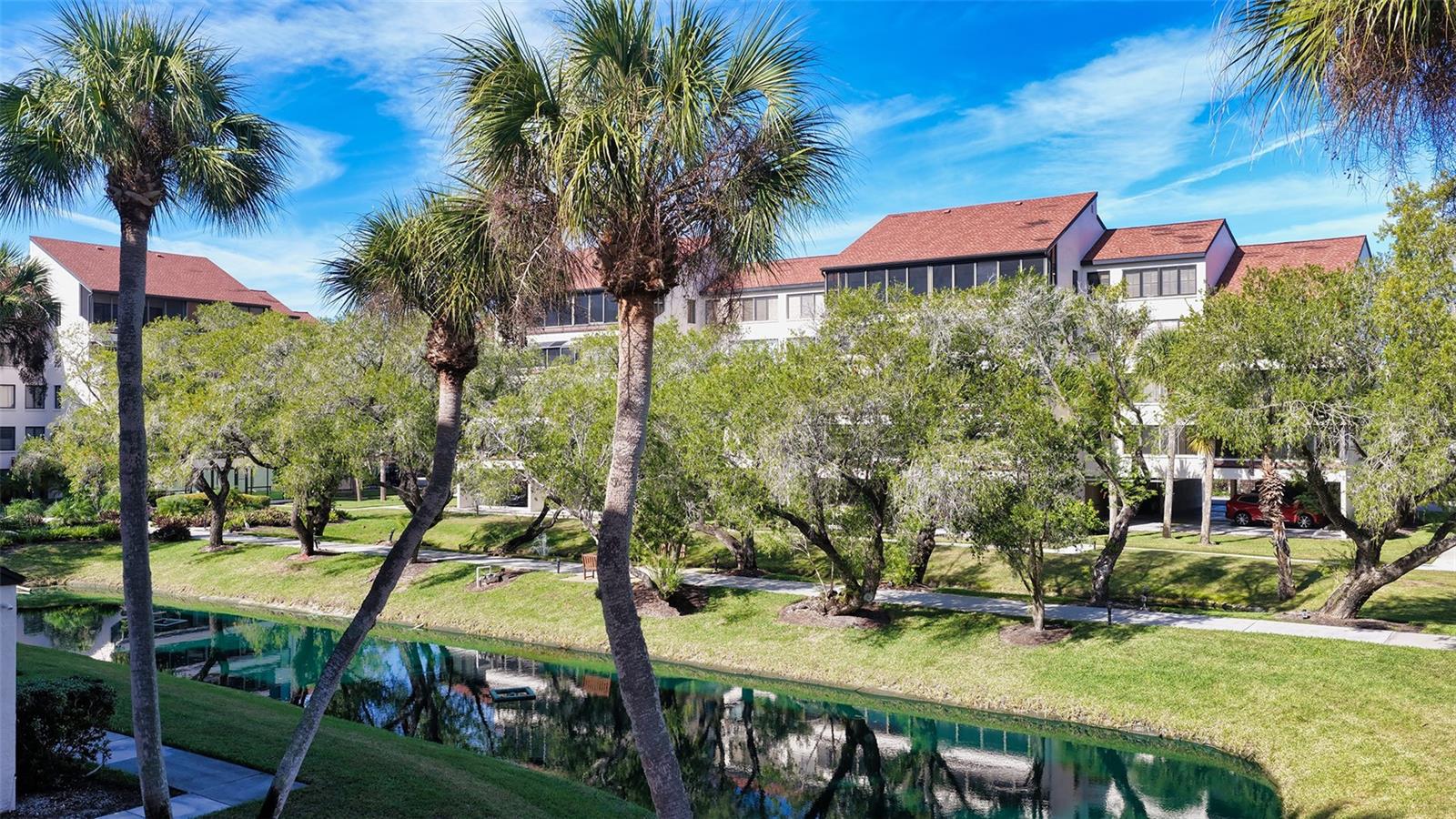 Image 8 of 48 For 6265 Midnight Pass Road 306