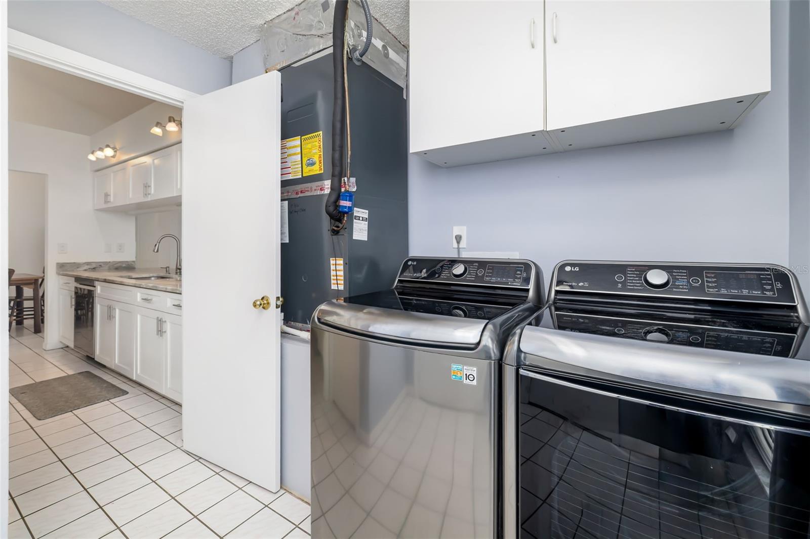 Image 16 of 76 For 5742 Forester Oak Court