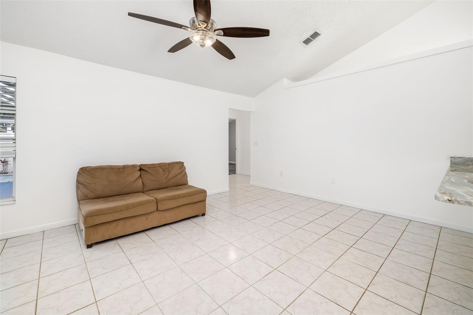 Image 19 of 76 For 5742 Forester Oak Court